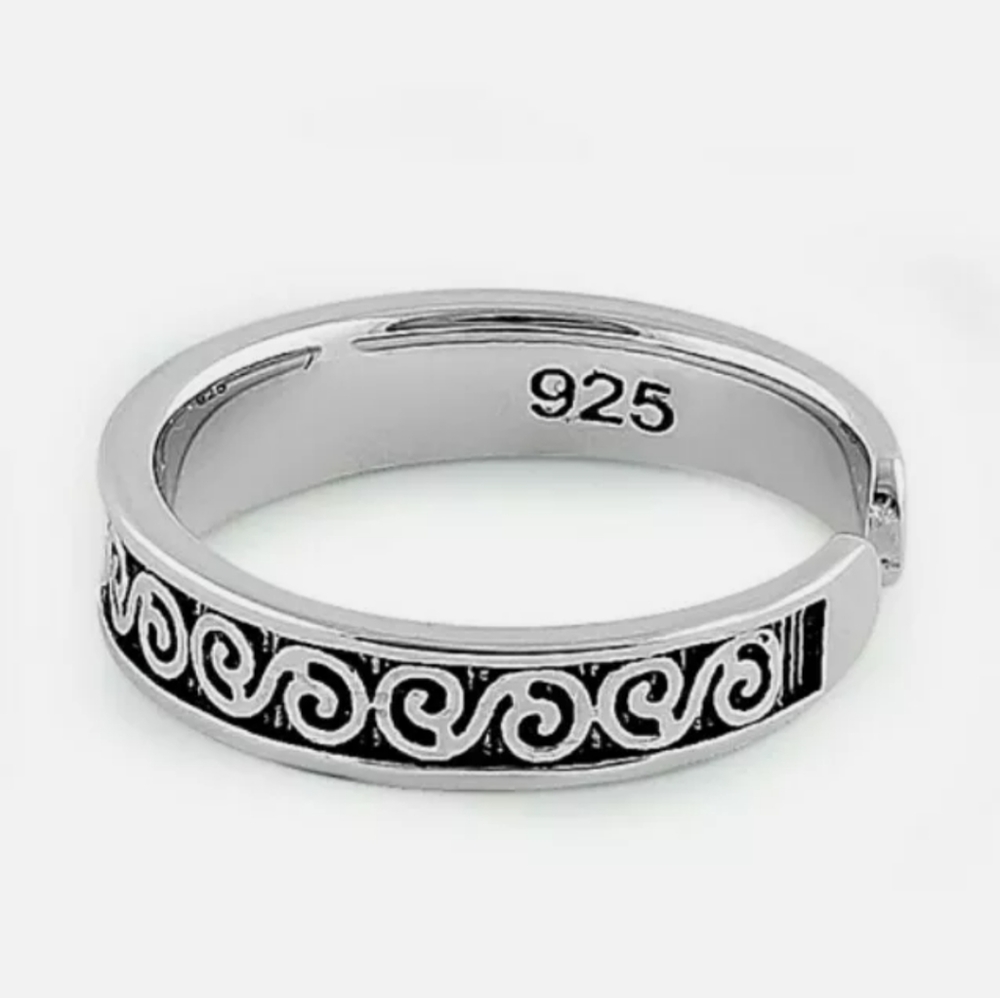 Sterling Silver Celtic Wave Toe Ring - Picture 2 of 3